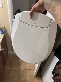 Brondell Bidet Toilet Seat White
