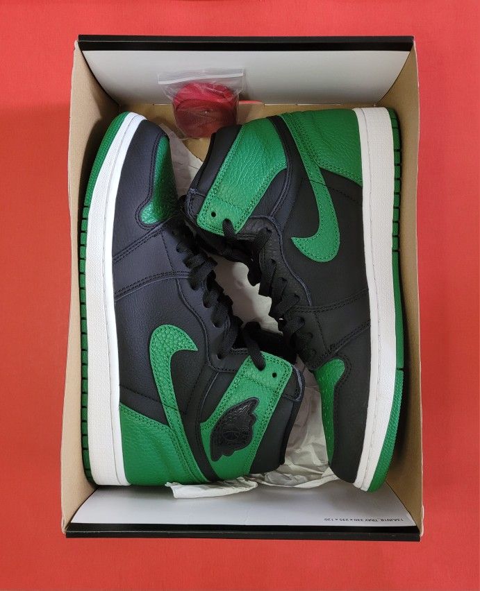 Jordan 1 Pine Green Size 10.5