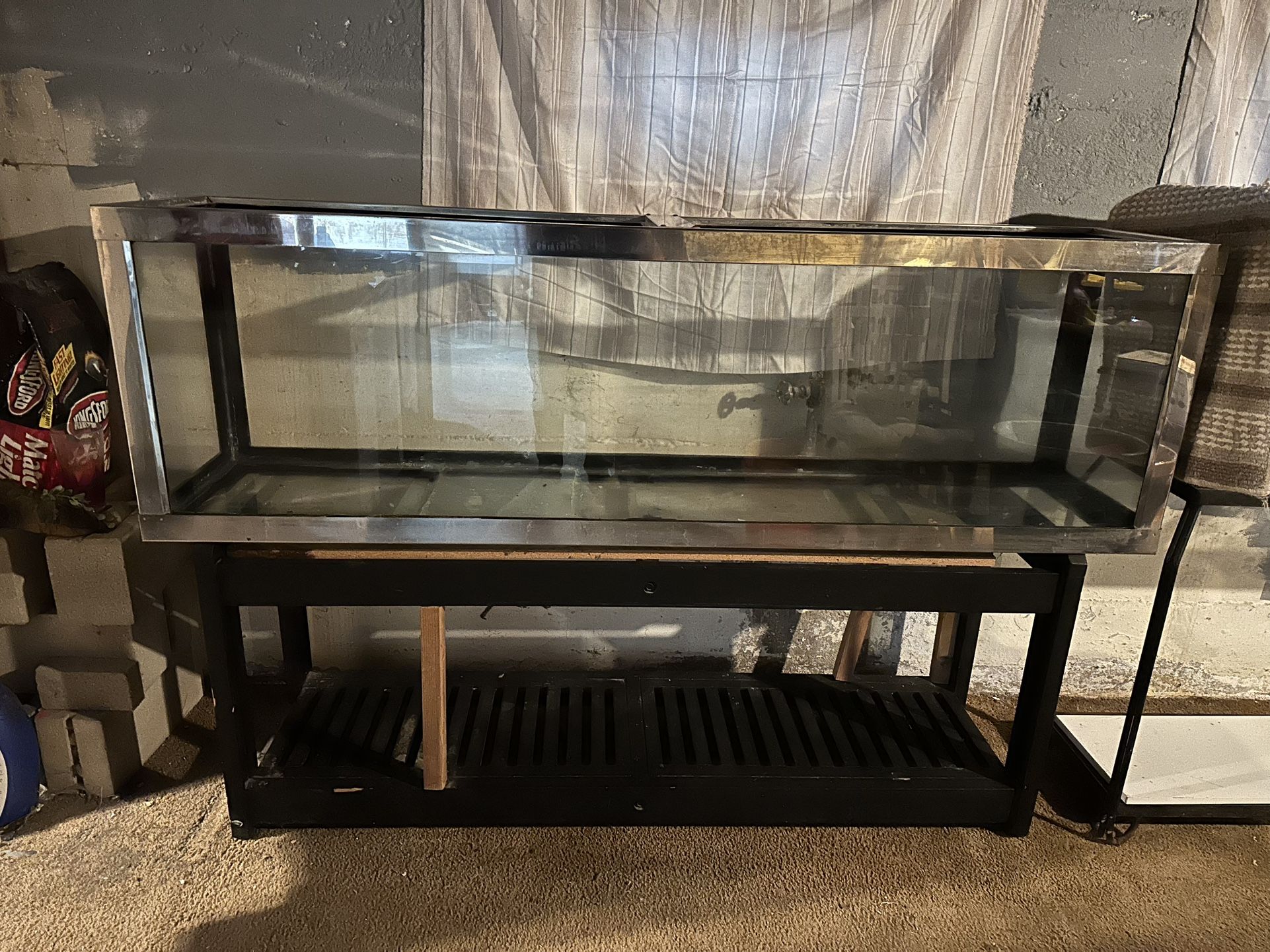 Paradise 95 Gallon Fish Tank