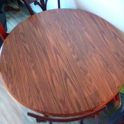Nice Wood Table And 2 Matching Chairs 