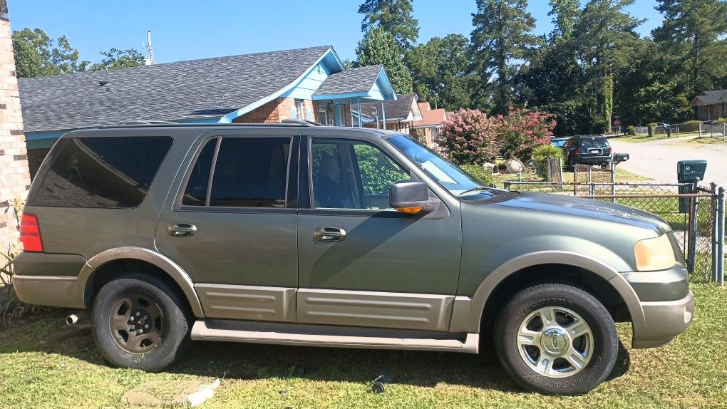 2004 Ford Expedition