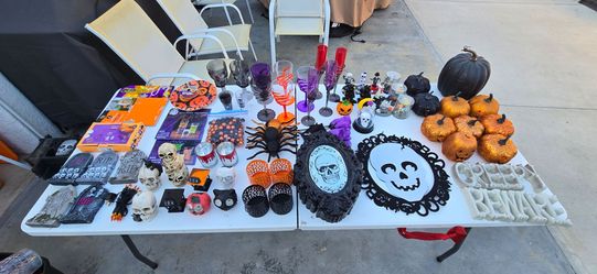 Halloween decorations sale