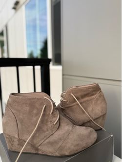 Boots shoes