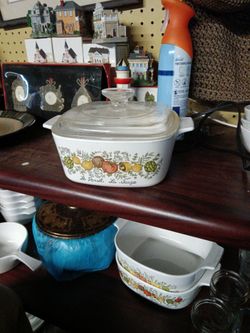 Vintage CorningWare With Lid