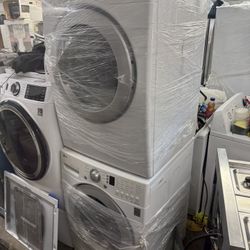 LG Stackable Washer And Gas Dryer Front Load