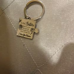 To My Sister Keychain Gift