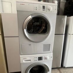 BOSCH 24" WASHER & DRYER SET