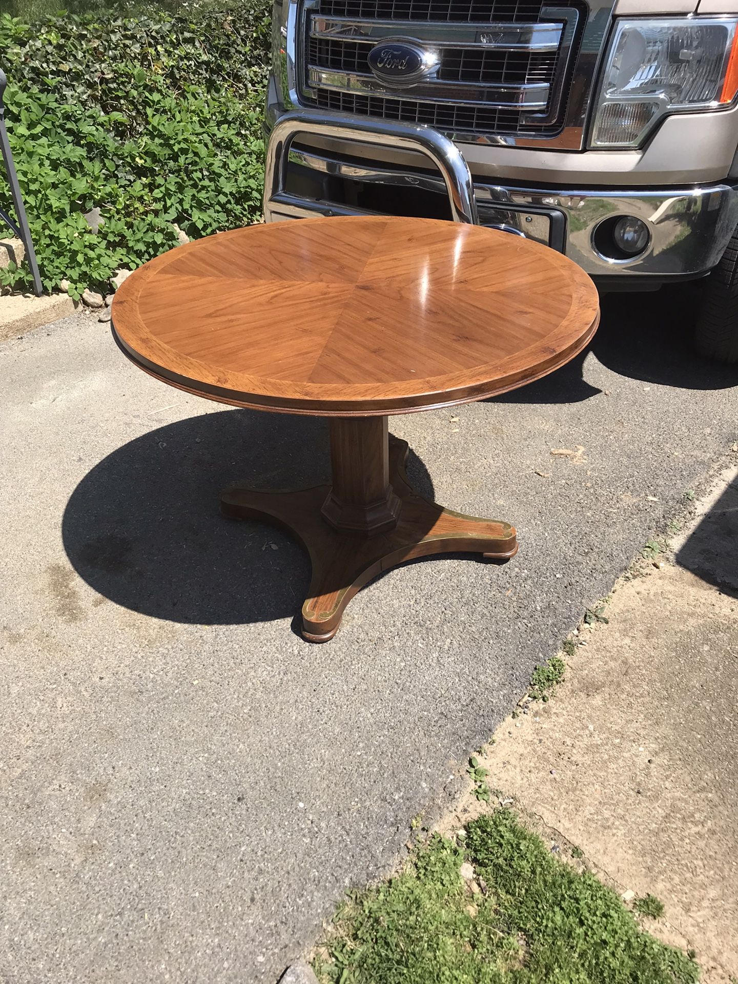 Vintage Hekman Adjustable Height Card Table for Sale in Kingsport, TN