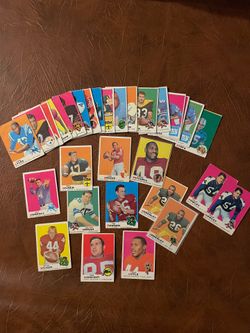 1969 Topps Football Lot (35) cards Brodie, Dawson, Jordan