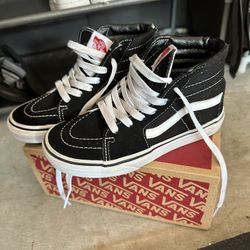 Sk8 Hi Zip Vans