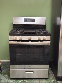 GE Stainless Steel Gas Range Oven