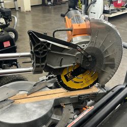 RIDGID MITER SAW W/STAND
