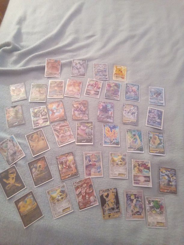 40 Rare Pokémon Cards