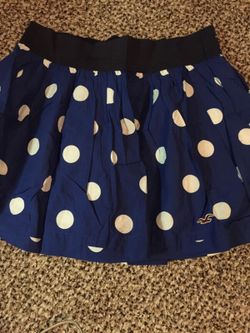 Hollister Size L