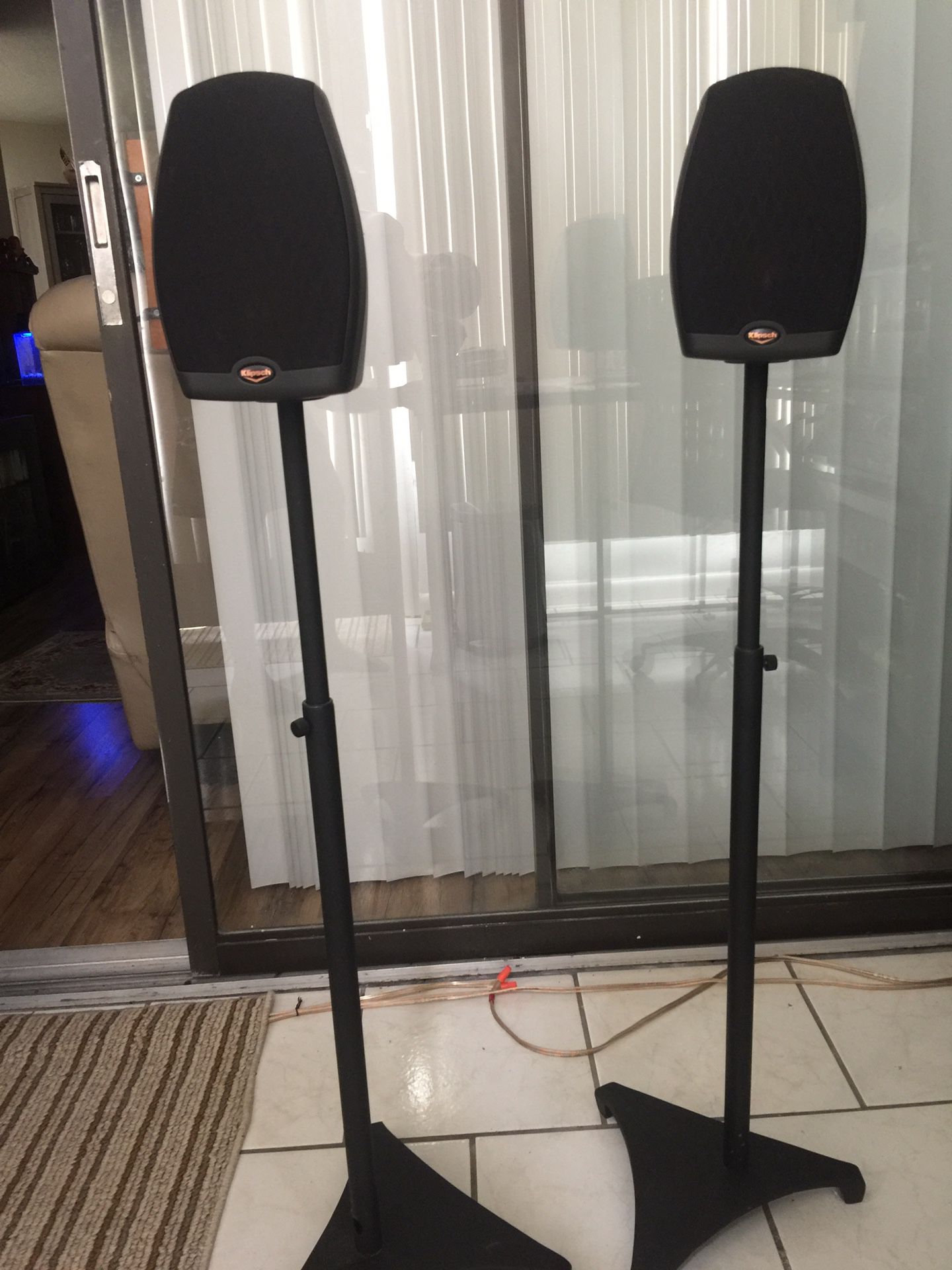 Theater klipsch speakers. Pair with Stand base.