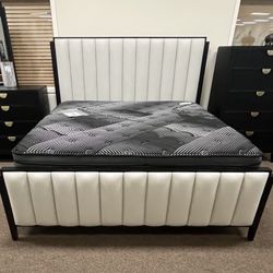 Modern WHITE & BLACK wood bed 🛏️ FAST DELIVERY!!! 🚚 