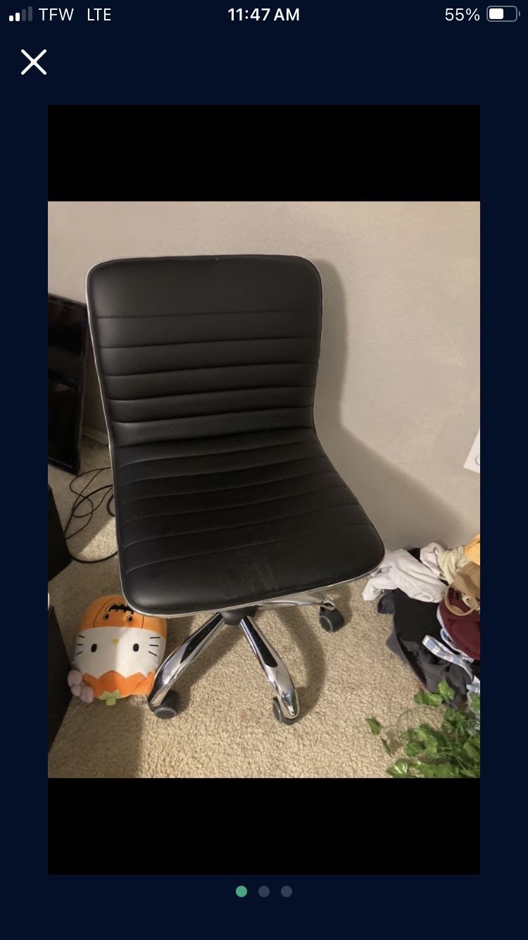 Vanity Chair