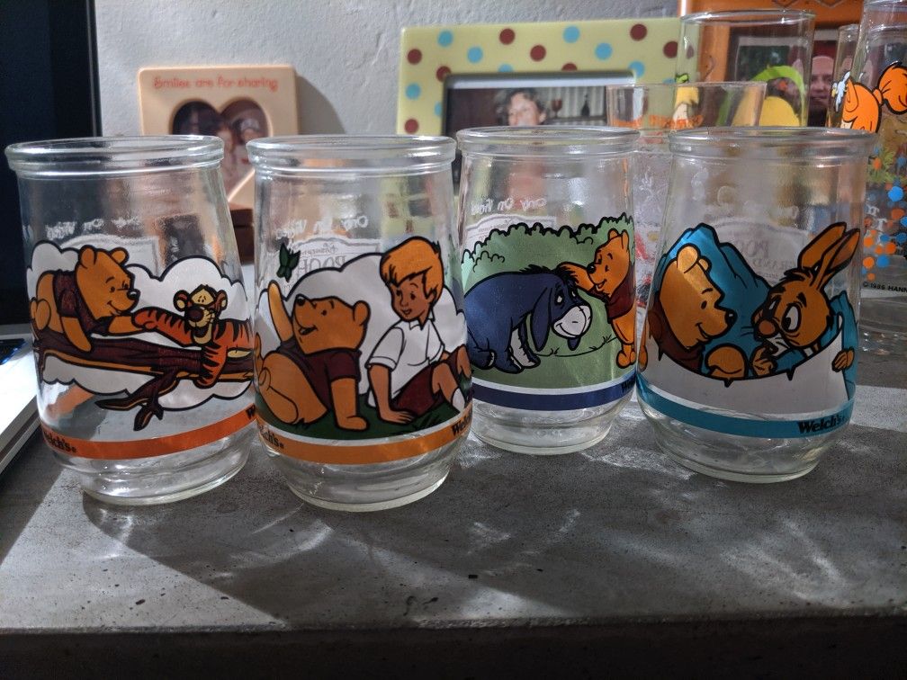 Vintage Glassware. Disney, Pooh, Warner Bros, Flintstones, ET, Smurfs.