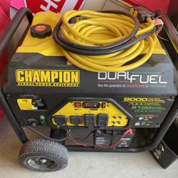Champion Dual Fuel 9000 Watt Electric Start Generator
