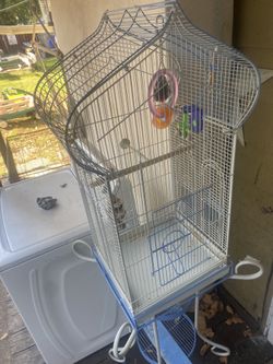 Bird Cage With Stand Like New 