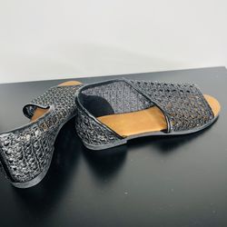 Bamboo Black Women’s Flats