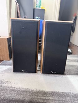 Infinity J390 speakers