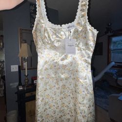 Large bag of women’s clothes 