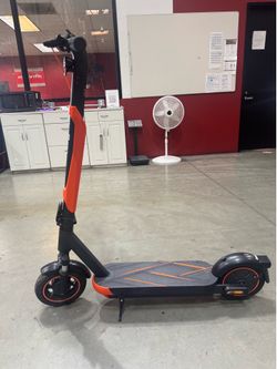 Electric scooter