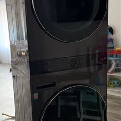 LG ThinQ Washer And Dryer Duo (Gas) 