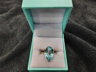 Women's Ring - Yellow Gold 14k (.585) 4.8 grams Size 8