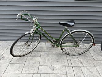 Women’s Schwinn varsity Bike Vintage 