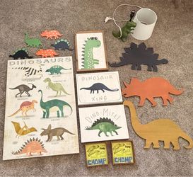 Dinosaur Bedroom Frames and Decor for Boys Room