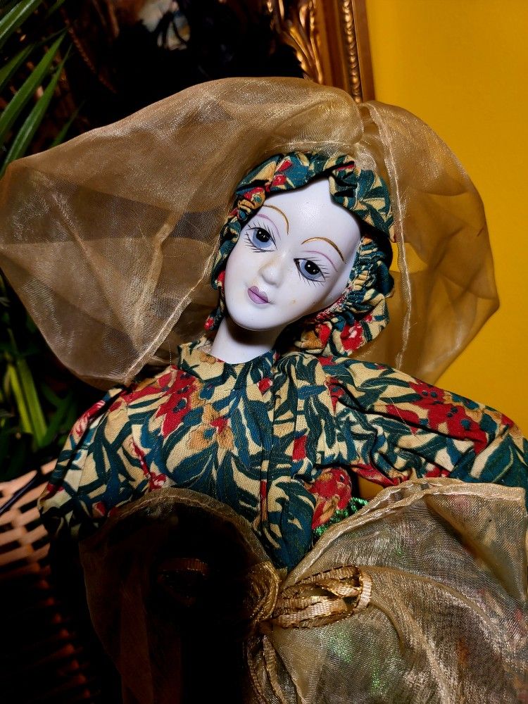 Vintage Porcelain Musical Doll Harlequin