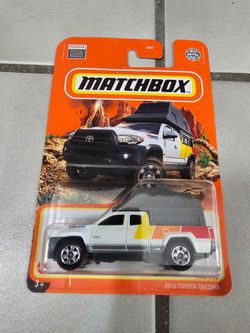 Matchbox 2016 toyota tacoma