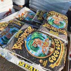 FoxFarm Bush Doctor Coco Loco Potting Mix 2 cu ft