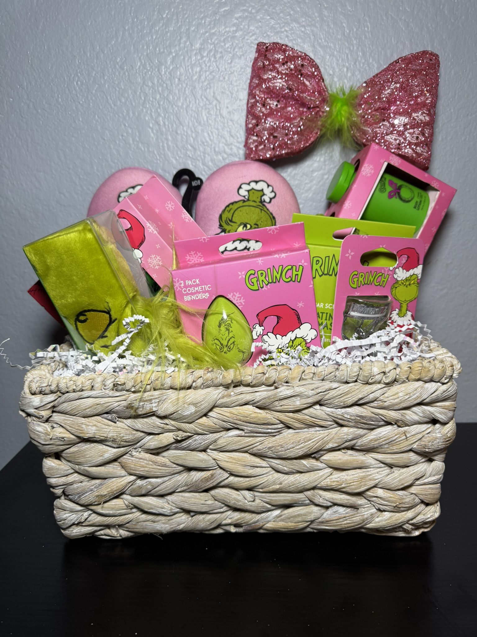 GRINCH Gift Basket