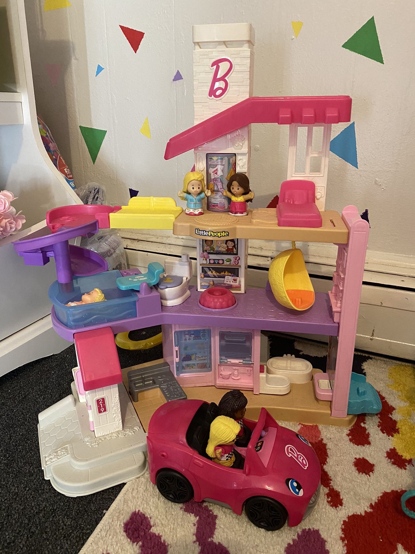 Barbie Little People House & Car