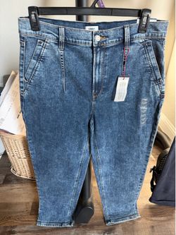 Tommy Hilfiger Women's Medium Blue Boyfriend Jeans size 14, New