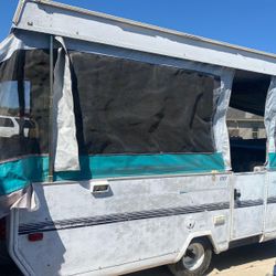 Camper