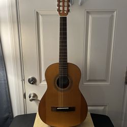 FENDER SQUIRE 3/4 SIZE ACOUSTIC GUITAR WITH NEW MARTIN NYLON STRINGS! 