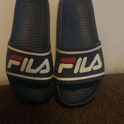 Fila Sandals Size 7.5 -NEED IT GONE!!