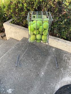 Tennis basket