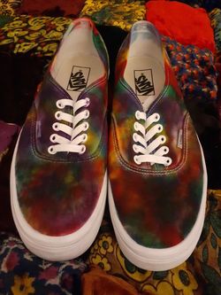 Airbrushed vans,done at home,men 9.5,women's 11