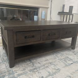 3 Piece Coffee Table  Set.  