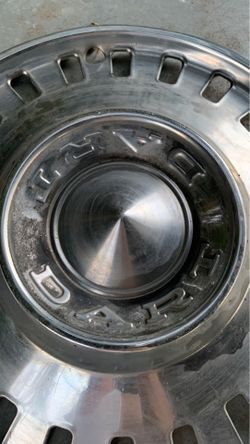 Dodge Dart 1963-1964 Hubcap