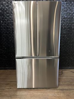 LG REFRIGERATOR w/WARRANTY! R3080A