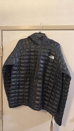 The North Face ThermoBall Hooded Puffer Jacket. No Deliveries