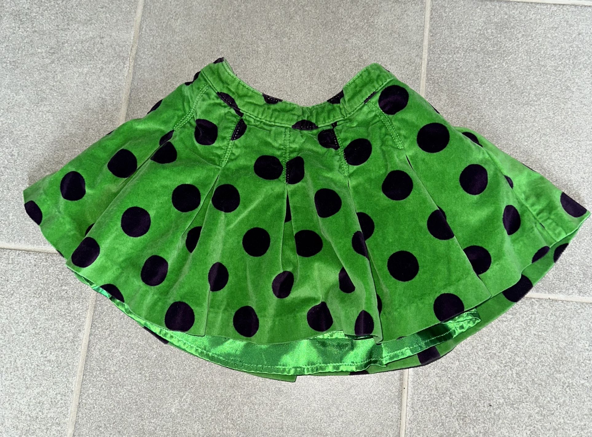 3T Baby Gap Green Polka Dot Skirt