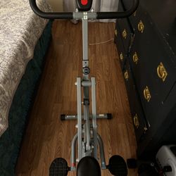 Squat Exercise Machine 