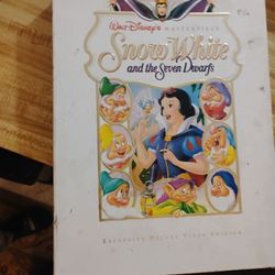 Snow White Deluxe Video Collection With Book, Lithographs And Certificate